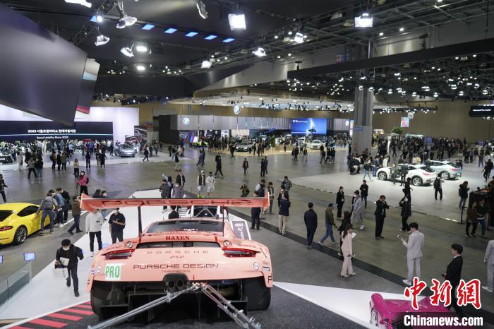 圖為展會(huì)現(xiàn)場(chǎng)?！⑿?攝