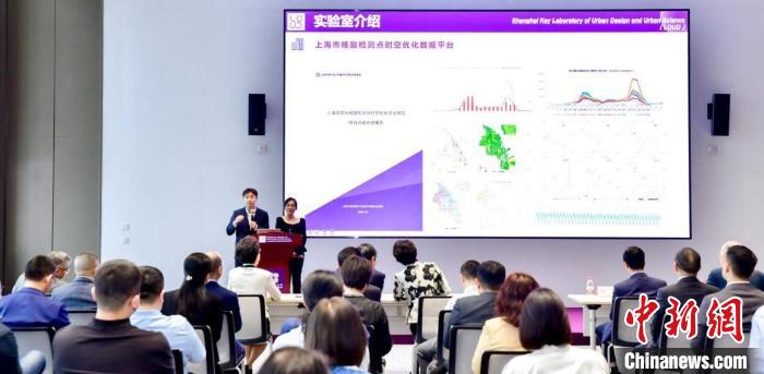 高校、政府與醫(yī)院攜手培養(yǎng)城市科學、數(shù)字化領(lǐng)域復(fù)合型人才