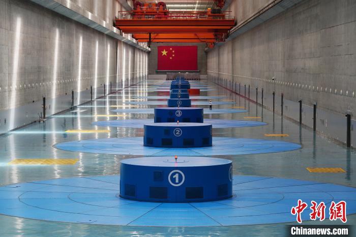 三峽左岸電廠?！￡愋?攝