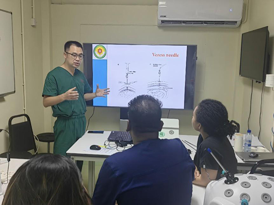 培訓(xùn)現(xiàn)場。第18期援圭亞那醫(yī)療隊(duì)供圖