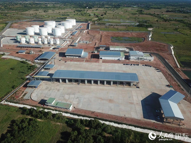 泰國東北部成品油管道項(xiàng)目終端罐區(qū)。人民網(wǎng)記者 孫廣勇攝