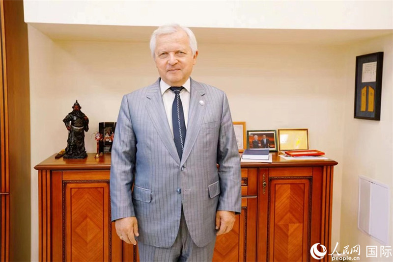 阿納托利·托濟(jì)克接受人民網(wǎng)記者專訪。人民網(wǎng) 皇甫萬里 攝