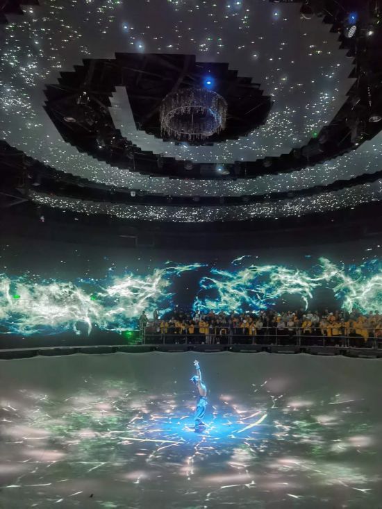 　　《天釀》演出場(chǎng)景。本報(bào)記者常雯宜攝