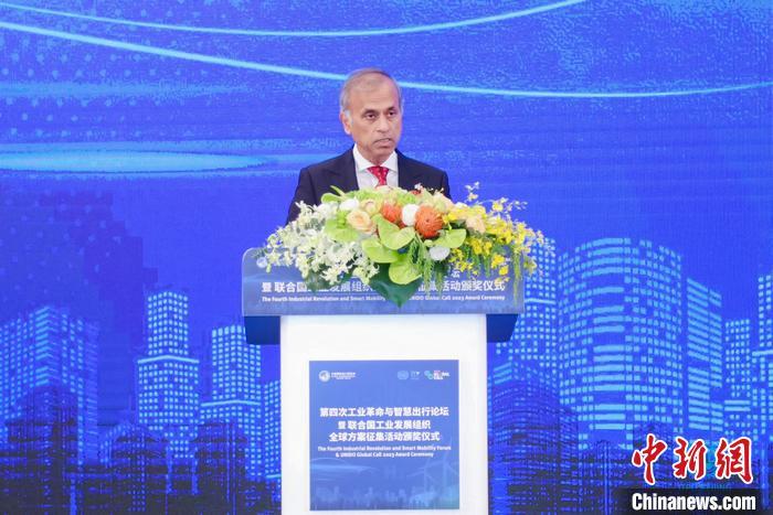 聯(lián)合國駐華協(xié)調(diào)員常啟德發(fā)表演講。