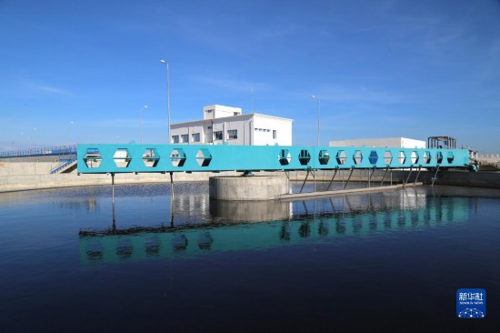 這是11月28日在突尼斯蘇塞市拍攝的中企承接建造的哈姆敦污水處理站一角。新華社記者 黃靈 攝