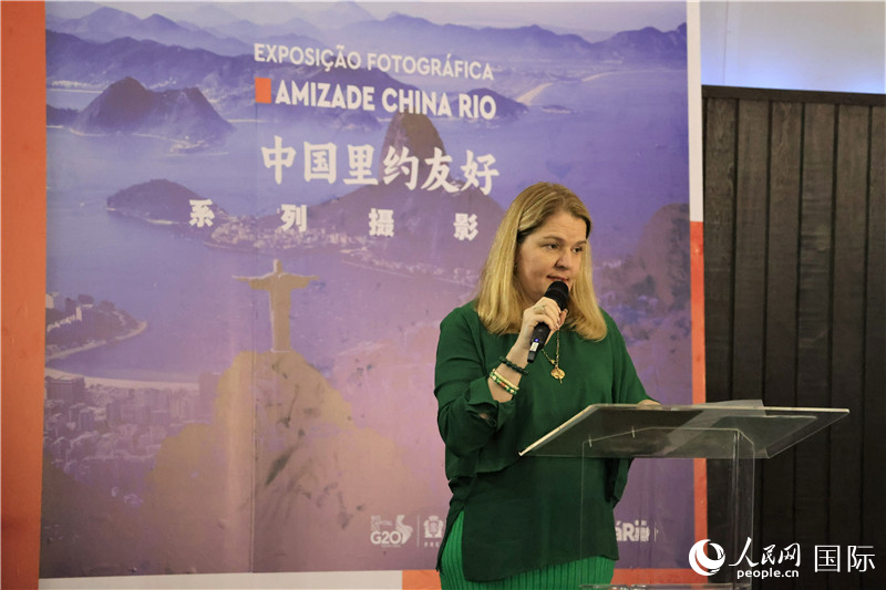 巴西中國創(chuàng)新經(jīng)濟研究院主席克勞迪婭·亞努齊在活動中致辭。人民網(wǎng)記者 時元皓攝
