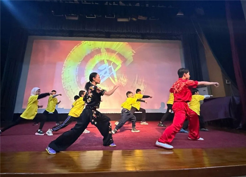 圖為2023“中華文化大樂(lè)園—埃及開(kāi)羅營(yíng)”閉幕式活動(dòng)現(xiàn)場(chǎng)。主辦方供圖