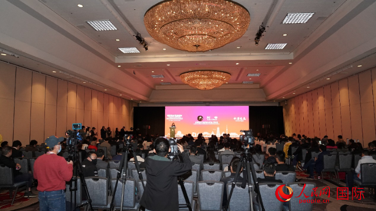 “中國之夜暨消費電子發(fā)展論壇”現(xiàn)場。人民網(wǎng)記者 鄧圩攝