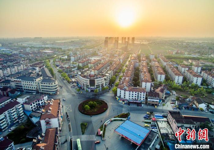 資料圖；位于上海南郊奉賢區(qū)最東部的四團(tuán)鎮(zhèn)。 供圖