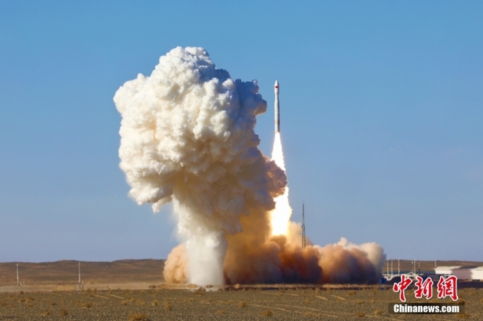 圖為發(fā)射現(xiàn)場。 王海霞 攝