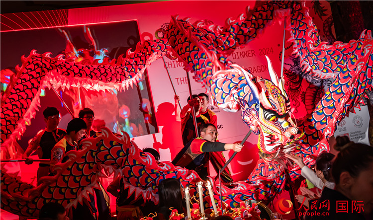 “共慶中國年 共享新機遇”破冰者新春晚宴現(xiàn)場盛況。人民網(wǎng) 郭錦標(biāo)攝