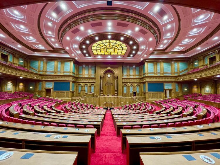 第1視點(diǎn)丨這兩座大樓，見(jiàn)證著中塔友誼