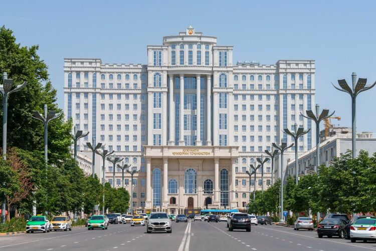 第1視點(diǎn)丨這兩座大樓，見(jiàn)證著中塔友誼