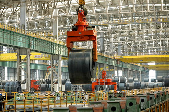 豐南區(qū)臨港經(jīng)濟(jì)開(kāi)發(fā)區(qū)的河北縱橫集團(tuán)豐南鋼鐵有限公司實(shí)景。 李秀清攝