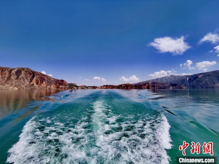 黃河源頭青海實(shí)施水土流失綜合治理、強(qiáng)化水域岸線管理