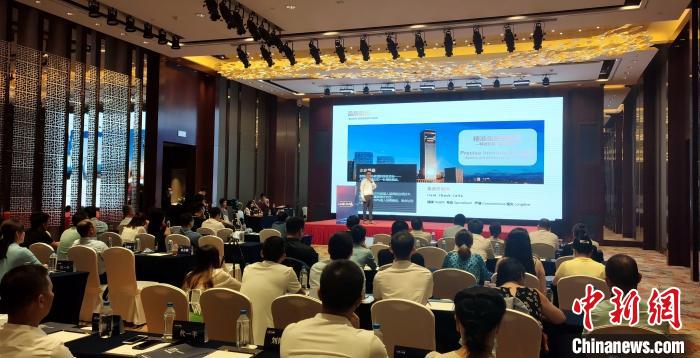 熱休細胞總經(jīng)理吳建洪介紹三年發(fā)展歷程?！罘?攝