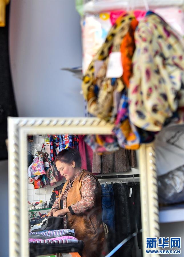 (決戰(zhàn)決勝脫貧攻堅(jiān)·圖文互動(dòng))(4)搬出來的“幸福村”