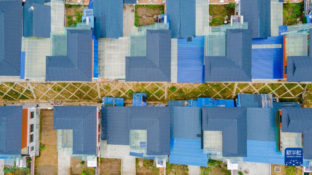 西藏林芝：易地搬遷，迎來幸福新生活