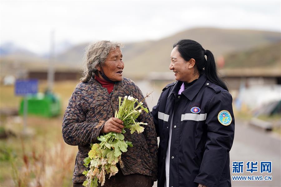 (社會)(1)金沙江畔的多民族“曼巴”團隊