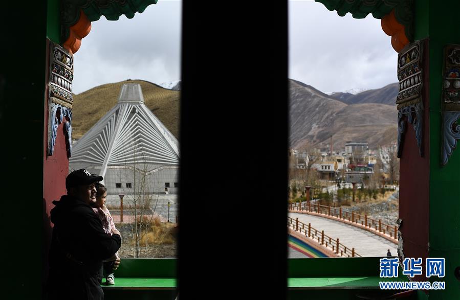 (玉樹抗震救災10周年·圖片故事)(6)才仁俄賽與他的“JoSai Pub”