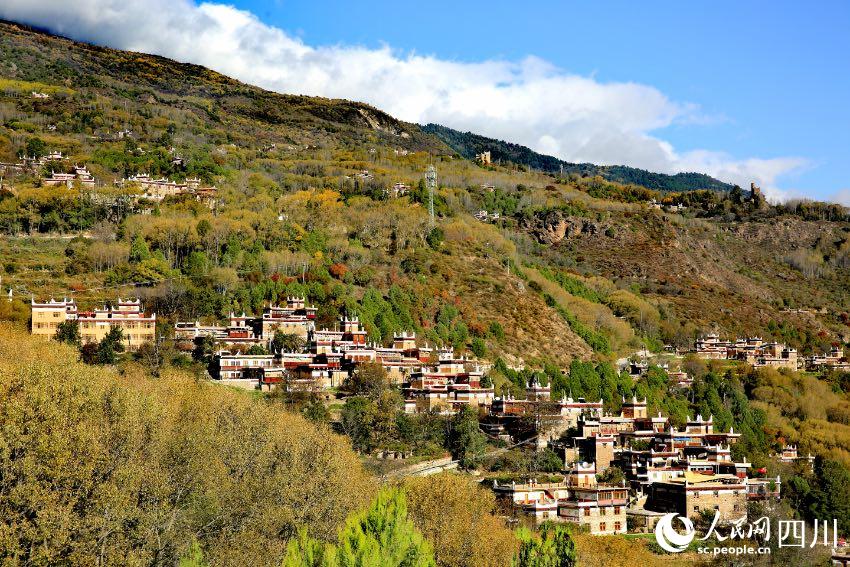 丹巴美景。李永安攝