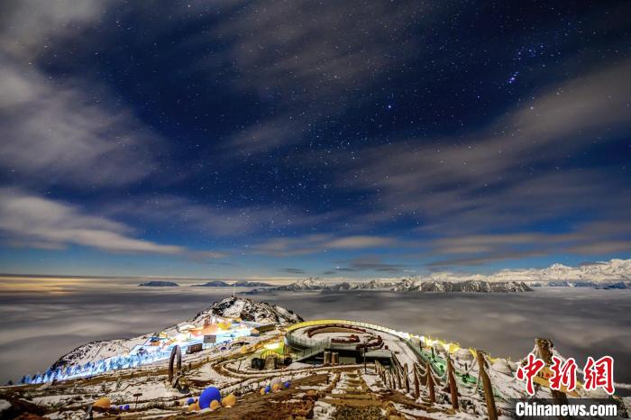 牛背山星空?！↑S業(yè)文 攝