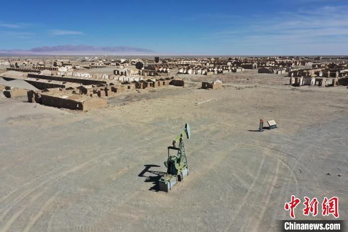 航拍青海省海西蒙古族藏族自治州茫崖市冷湖石油工業(yè)遺址保護(hù)區(qū)?！●R銘言 攝