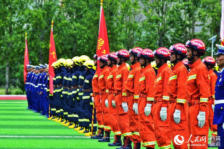 誓師大會現(xiàn)場。人民網(wǎng) 李海霞 攝