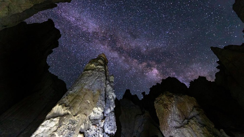 手可摘星辰。貢覺群培攝