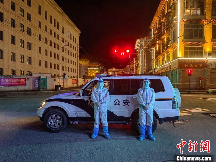 西藏吉?。菏匾坏缻徸o(hù)一座城