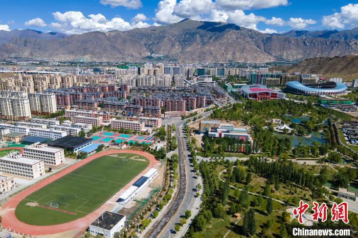 圖為西藏拉薩柳梧新區(qū)?！〗w波 攝