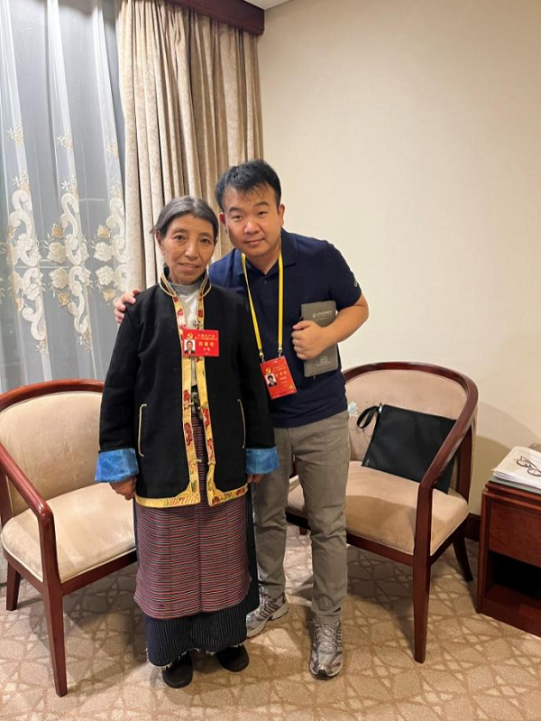 【記者手記Vlog】“守邊的‘阿佳’，您還好嗎”——記者與卓嘎代表再相遇