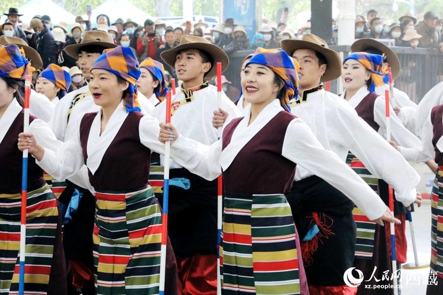舞蹈《阿諧》。人民網(wǎng) 次仁羅布攝