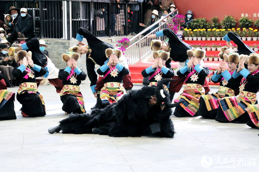 舞蹈《熱巴多吉》。人民網(wǎng) 次仁羅布攝