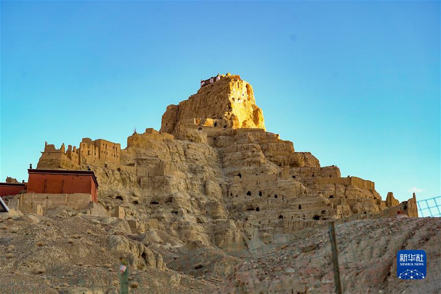 (新華全媒+)(5)國道之行 從雪山奔向大海丨古格落日