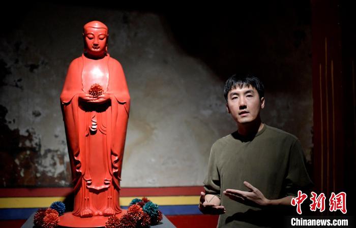 蔣晟首次西藏個展“八萬四千年”在拉薩吉本崗藝術(shù)中心開幕