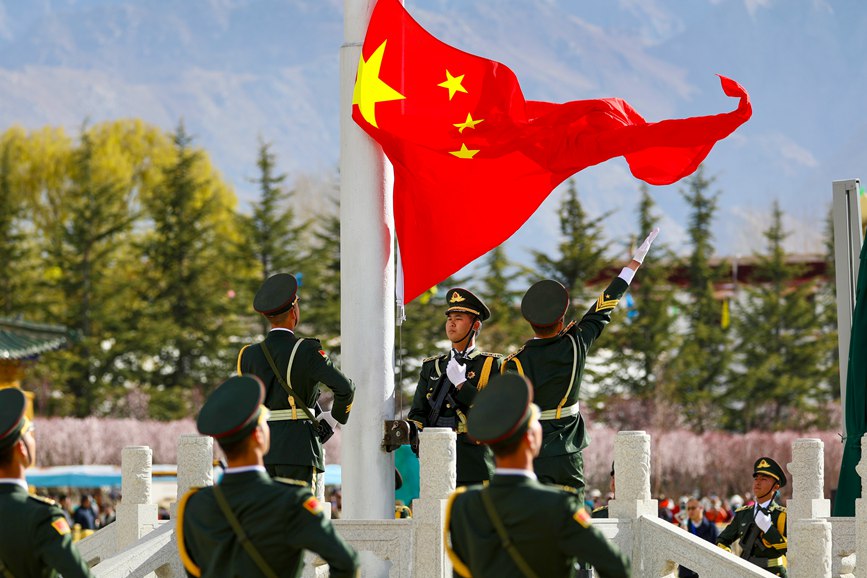 升旗儀式現(xiàn)場(chǎng)。