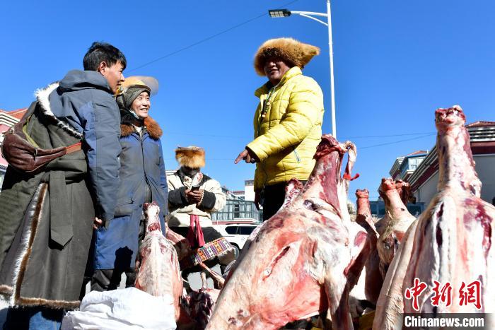 西藏申扎:畜產(chǎn)品展銷會購銷兩旺