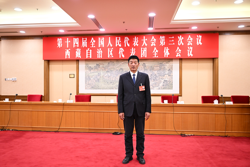 全國人大代表、國網(wǎng)拉薩供電公司城區(qū)供電服務(wù)中心帶電作業(yè)保電班副班長扎西尼瑪。次吉美朵攝